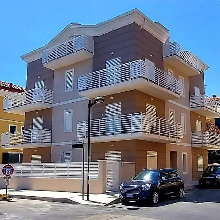 Sesil Amare Porto Recanati