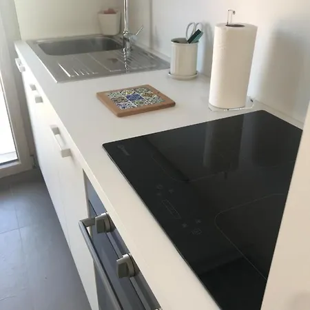 Sesil Amare Porto Recanati