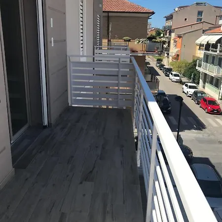 Sesil Amare * Porto Recanati